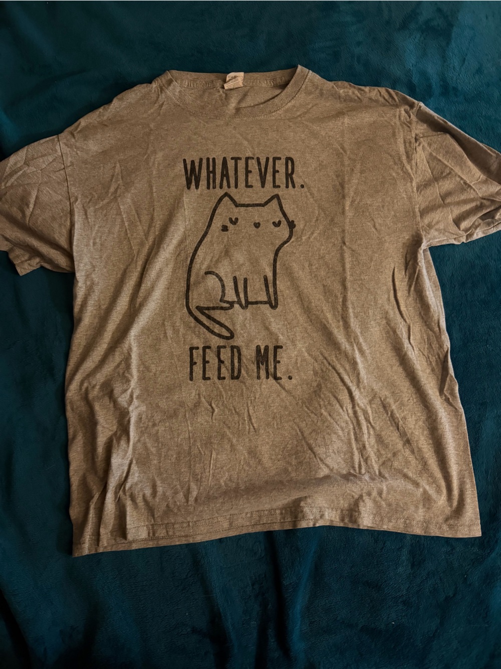 womens cute cat tee shirt!!